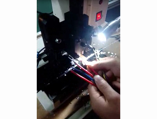 JDK-2.0GT半自動(dòng)端子壓著機(jī)